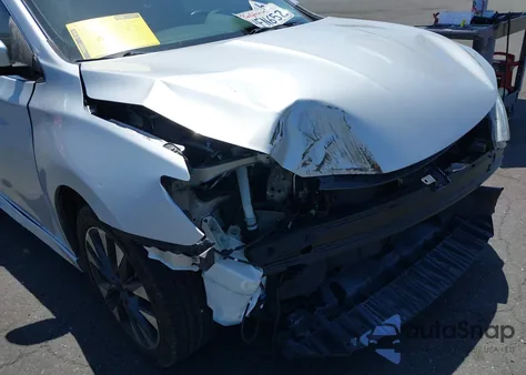 2017 Nissan Sentra Sr from USA, damaged, VIN 3N1AB7AP2HY410788